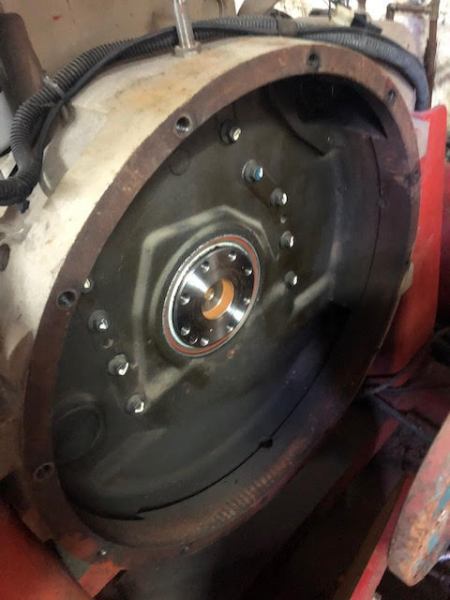 Remplazo de corona en motobomba Cummins y motobomba Doosan en la empresa FALABELLA.